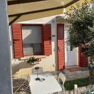 Regina Apartment